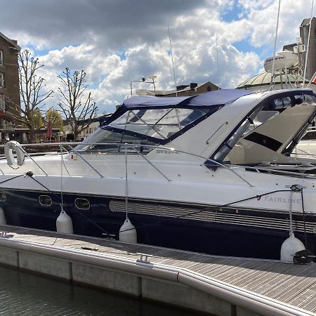 Entire Boat At St Katherine Docks 2 Available Select Using Room Options Londra Esterno foto