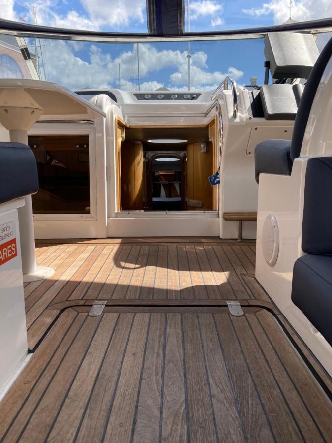 Entire Boat At St Katherine Docks 2 Available Select Using Room Options Londra Esterno foto