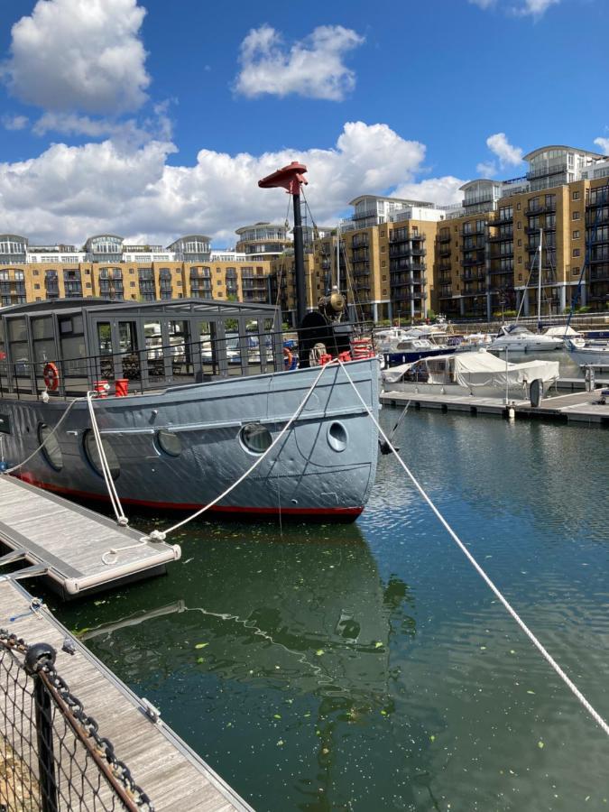 Entire Boat At St Katherine Docks 2 Available Select Using Room Options Londra Esterno foto